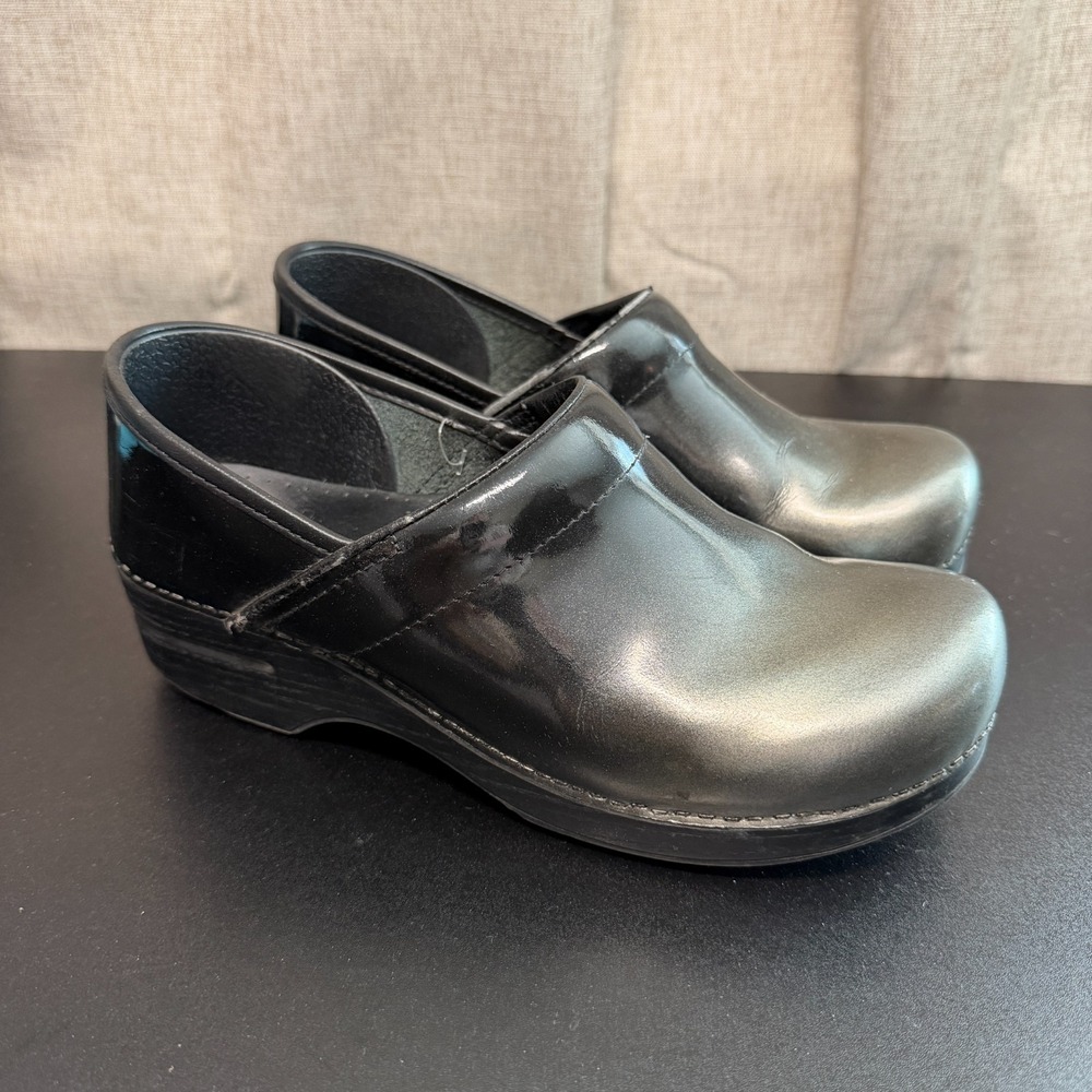 Dansko Professional Clogs Womens  9.5/40 Black Metallic Gunmetal Leather Slip On